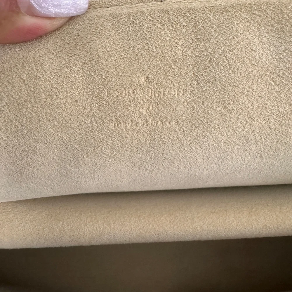Louis Vuitton Beverly Monogram Shoulder Bag Classic & Timeless.